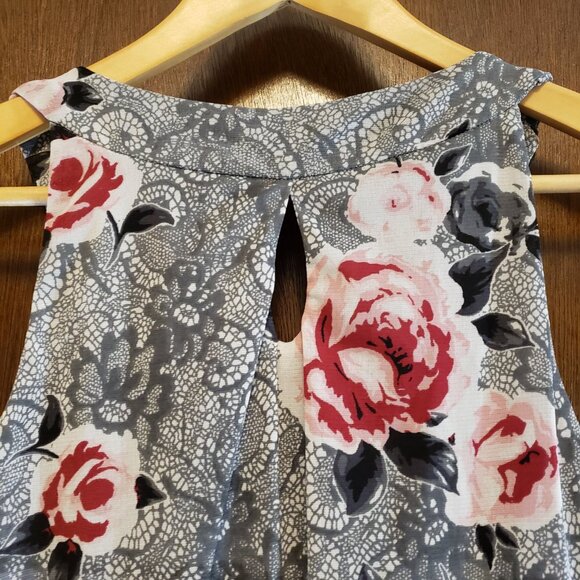 Maurices Rose and Lace Print Beaded Sleeveless Blouse - Picture 6 of 7